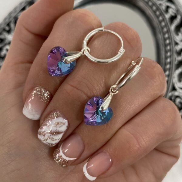 a argollas clasicas 1.5cm con dije cr corazon 2 (chico) lila